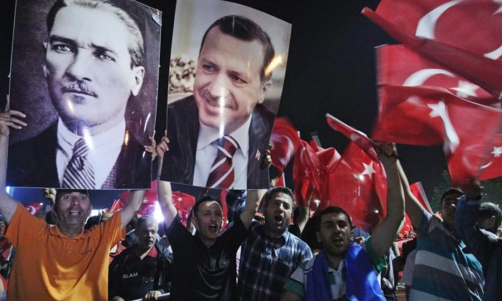 Τα  “άνθη του Κακού” της τουρκικής εξωτερικής πολιτικής και η σκοτεινή ρίζα τους